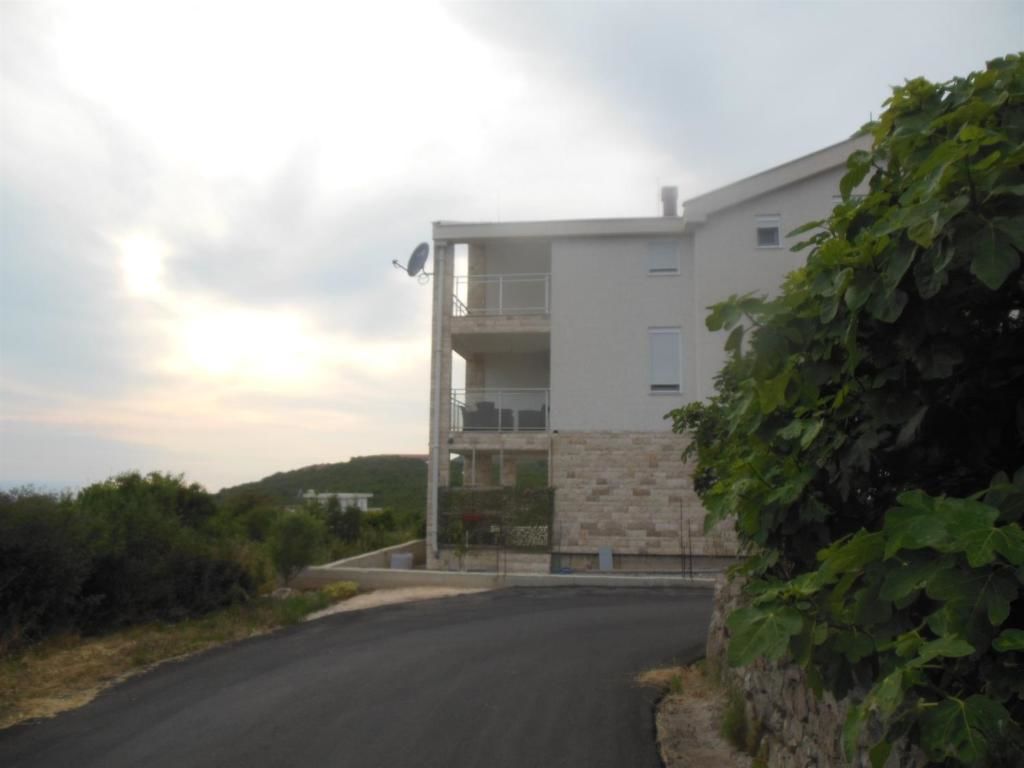 Апартаменты Apartment Vila Mirela Кримовица