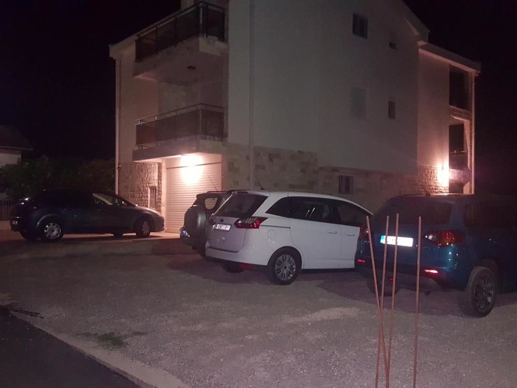 Апартаменты Apartment Vila Mirela Кримовица