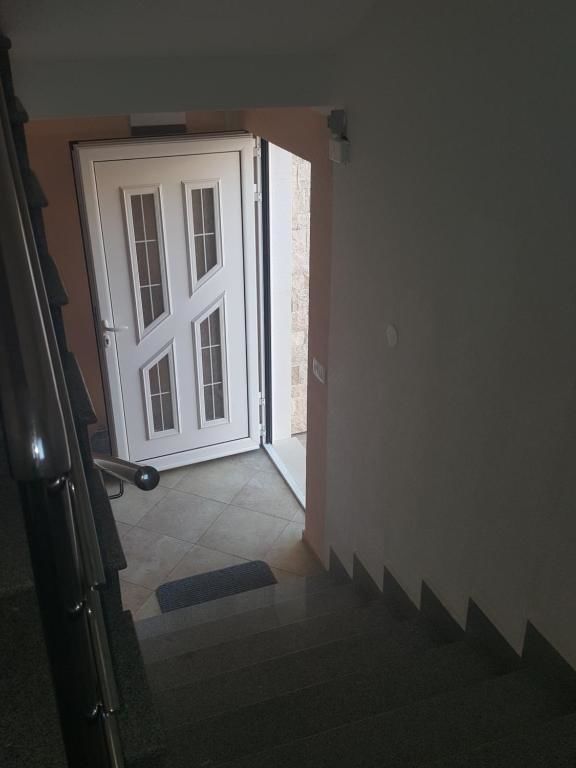 Апартаменты Apartment Vila Mirela Кримовица